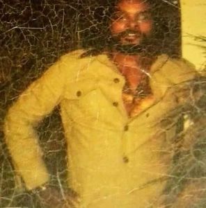 Meet your Posher, Rico